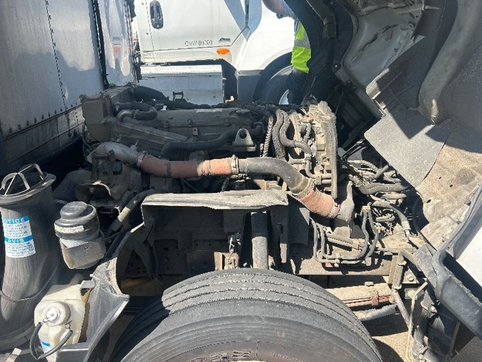 Refrigerated Truck-Light and Medium Duty Trucks-Isuzu-2020-NQR-Memphis-TN-135,520\n\t\tmiles-$ 51,000 - Image 22