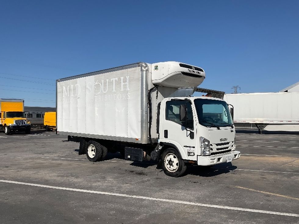 Refrigerated Truck-Light and Medium Duty Trucks-Isuzu-2020-NQR-Mount Juliet-TN-139,822\n\t\tmiles-$ 54,000 - Image 1