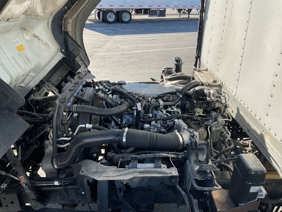 Refrigerated Truck-Light and Medium Duty Trucks-Isuzu-2020-NQR-Mount Juliet-TN-139,822\n\t\tmiles-$ 54,000 - Image 23