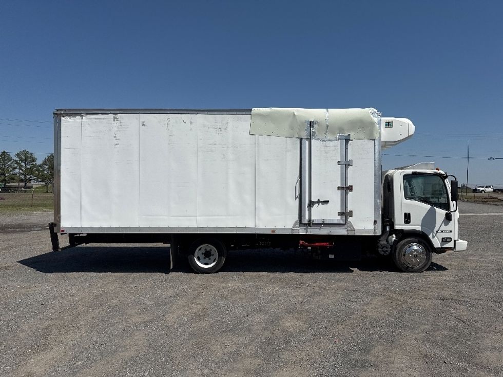 Refrigerated Truck-Light and Medium Duty Trucks-Isuzu-2020-NQR-Muskogee-OK-158,139\n\t\tmiles-$ 35,000 - Image 15