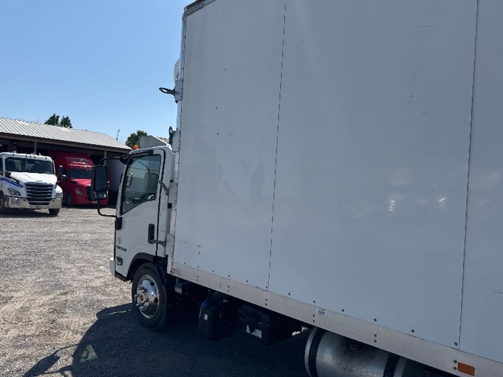 Refrigerated Truck-Light and Medium Duty Trucks-Isuzu-2020-NQR-Muskogee-OK-158,139\n\t\tmiles-$ 35,000 - Image 25