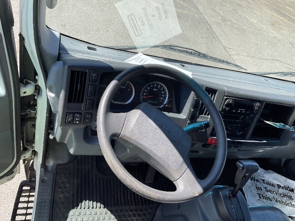 Refrigerated Truck-Light and Medium Duty Trucks-Isuzu-2020-NQR-Seattle-WA-115,065\n\t\tmiles-$ 56,750 - Image 17
