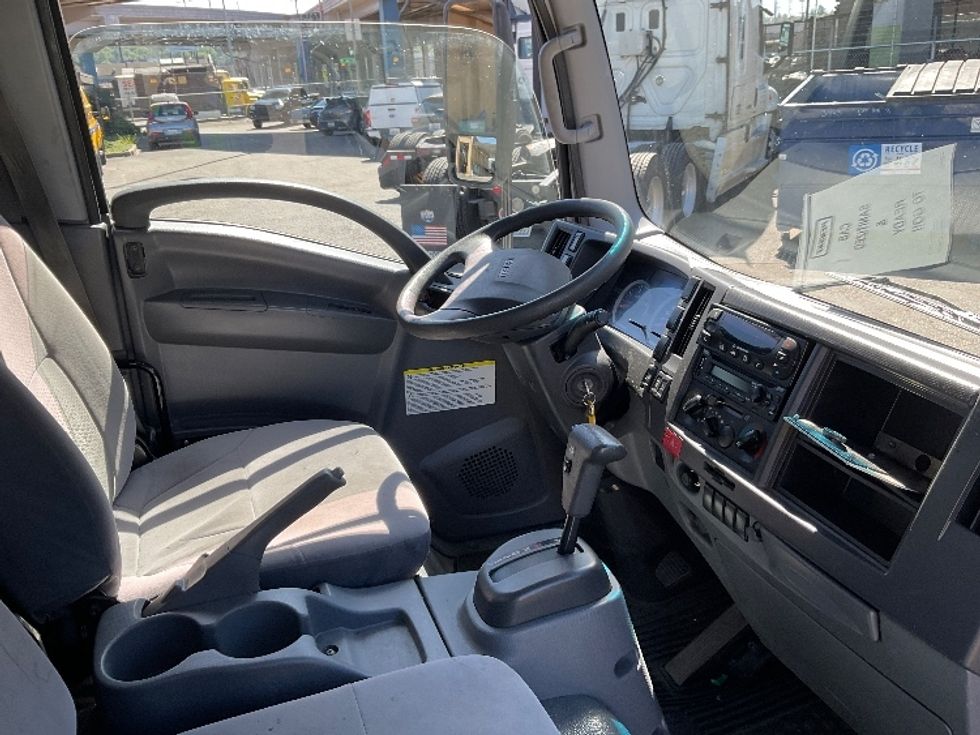 Refrigerated Truck-Light and Medium Duty Trucks-Isuzu-2020-NQR-Seattle-WA-115,065\n\t\tmiles-$ 56,750 - Image 21