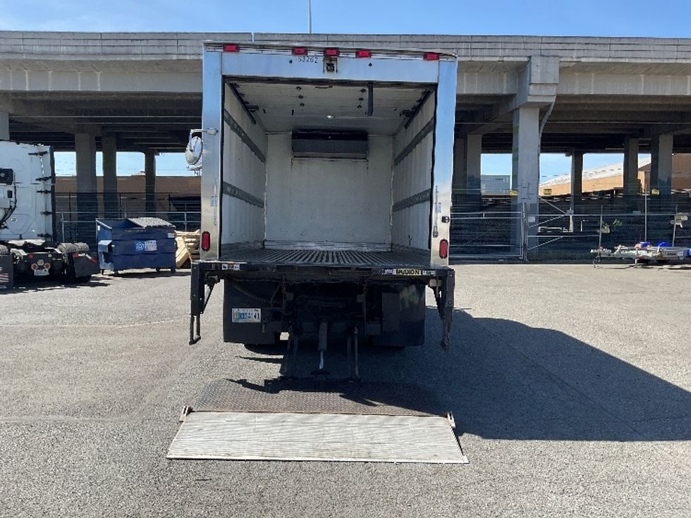 Refrigerated Truck-Light and Medium Duty Trucks-Isuzu-2020-NQR-Seattle-WA-115,065\n\t\tmiles-$ 56,750 - Image 9