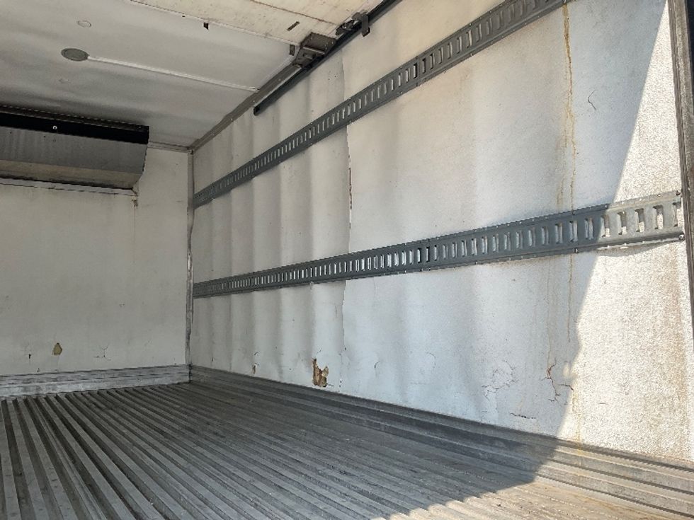 Refrigerated Truck-Light and Medium Duty Trucks-Isuzu-2020-NQR-Seattle-WA-130,000\n\t\tmiles-$ 51,000 - Image 12