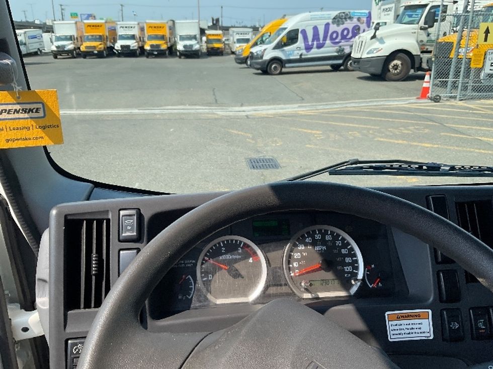 Refrigerated Truck-Light and Medium Duty Trucks-Isuzu-2020-NQR-Seattle-WA-130,000\n\t\tmiles-$ 51,000 - Image 18