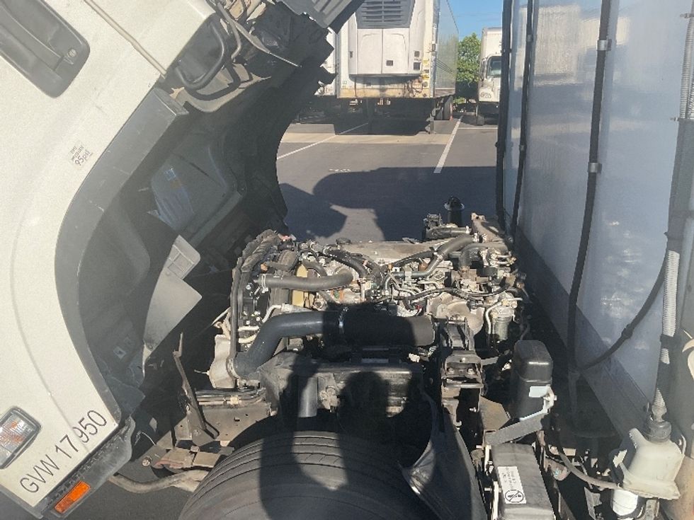 Refrigerated Truck-Light and Medium Duty Trucks-Isuzu-2020-NQR-Torrance-CA-107,058\n\t\tmiles-$ 56,250 - Image 24