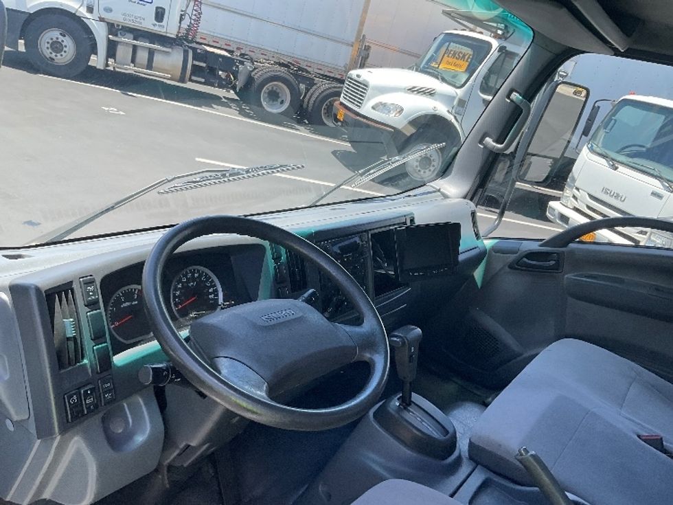 Refrigerated Truck-Light and Medium Duty Trucks-Isuzu-2020-NQR-Torrance-CA-113,234\n\t\tmiles-$ 51,250 - Image 17