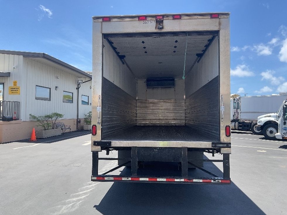 Refrigerated Truck-Light and Medium Duty Trucks-Isuzu-2020-NQR-Torrance-CA-113,234\n\t\tmiles-$ 51,250 - Image 8
