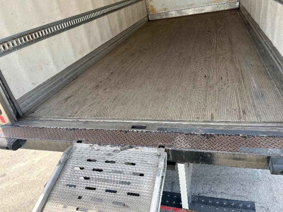 Refrigerated Truck-Light and Medium Duty Trucks-Isuzu-2020-NQR-Torrance-CA-149,691\n\t\tmiles-$ 49,000 - Image 10
