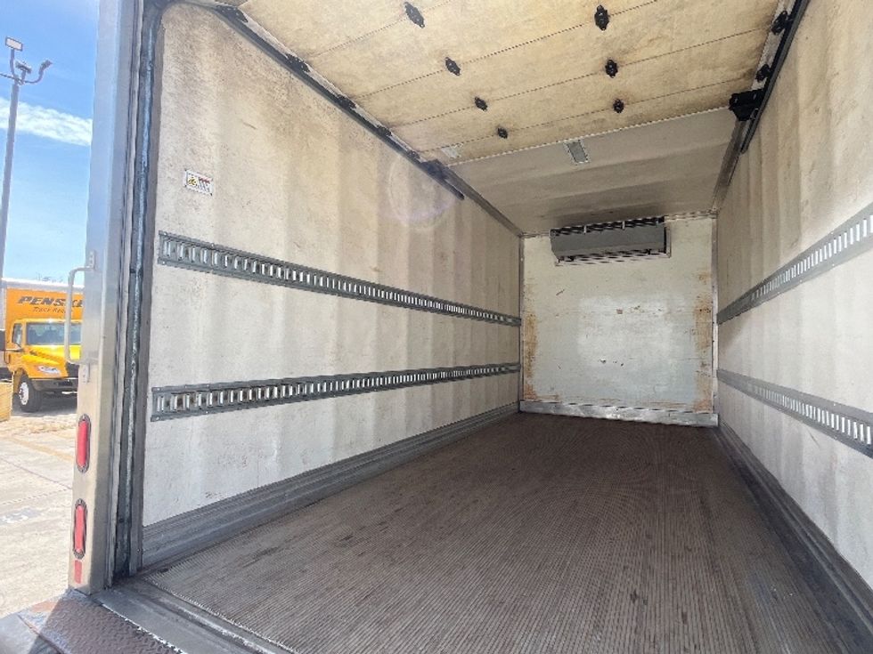 Refrigerated Truck-Light and Medium Duty Trucks-Isuzu-2020-NQR-Torrance-CA-149,691\n\t\tmiles-$ 49,000 - Image 11