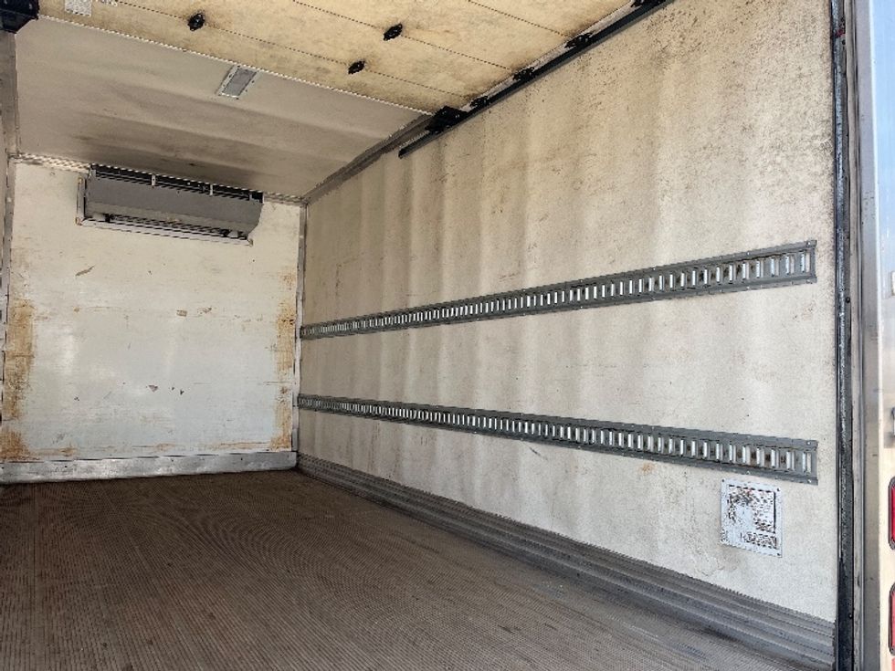 Refrigerated Truck-Light and Medium Duty Trucks-Isuzu-2020-NQR-Torrance-CA-149,691\n\t\tmiles-$ 49,000 - Image 12