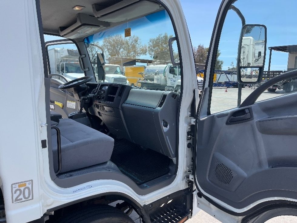 Refrigerated Truck-Light and Medium Duty Trucks-Isuzu-2020-NQR-Torrance-CA-149,691\n\t\tmiles-$ 49,000 - Image 20