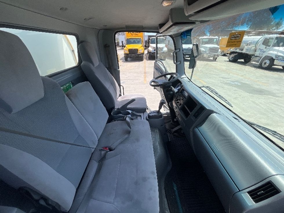 Refrigerated Truck-Light and Medium Duty Trucks-Isuzu-2020-NQR-Torrance-CA-149,691\n\t\tmiles-$ 49,000 - Image 21