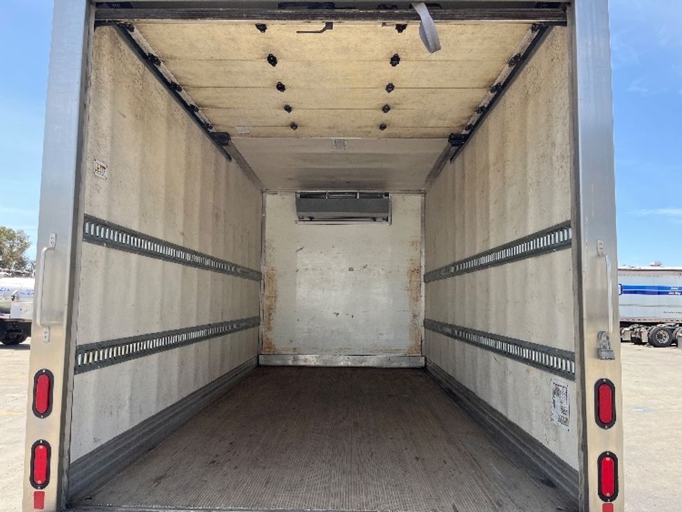 Refrigerated Truck-Light and Medium Duty Trucks-Isuzu-2020-NQR-Torrance-CA-149,691\n\t\tmiles-$ 49,000 - Image 8