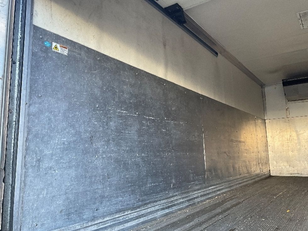 Refrigerated Truck-Light and Medium Duty Trucks-Isuzu-2020-NQR-Torrance-CA-90,287\n\t\tmiles-$ 56,750 - Image 10