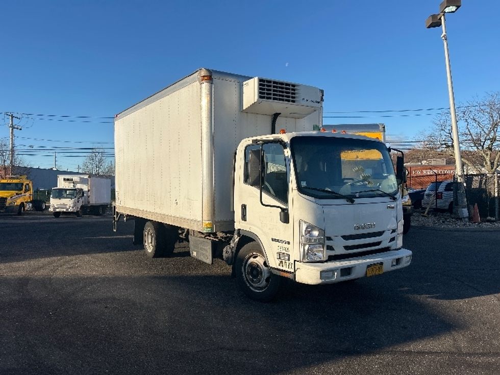 Refrigerated Truck-Light and Medium Duty Trucks-Isuzu-2020-NQR-West Babylon-NY-112,858\n\t\tmiles-$ 47,500 - Image 1