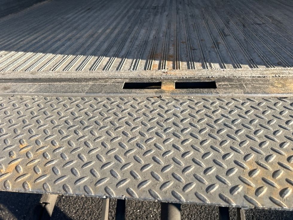 Refrigerated Truck-Light and Medium Duty Trucks-Isuzu-2020-NQR-West Babylon-NY-112,858\n\t\tmiles-$ 47,500 - Image 10