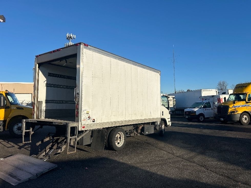 Refrigerated Truck-Light and Medium Duty Trucks-Isuzu-2020-NQR-West Babylon-NY-112,858\n\t\tmiles-$ 47,500 - Image 13