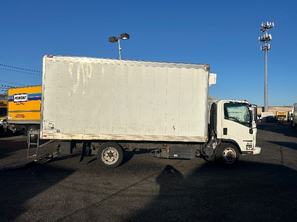 Refrigerated Truck-Light and Medium Duty Trucks-Isuzu-2020-NQR-West Babylon-NY-112,858\n\t\tmiles-$ 47,500 - Image 15