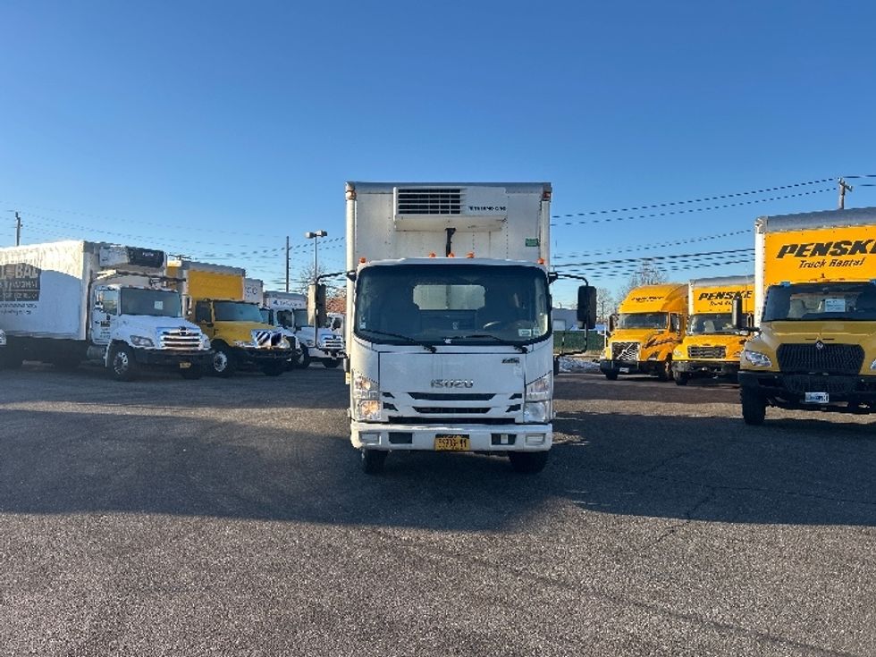 Refrigerated Truck-Light and Medium Duty Trucks-Isuzu-2020-NQR-West Babylon-NY-112,858\n\t\tmiles-$ 47,500 - Image 2