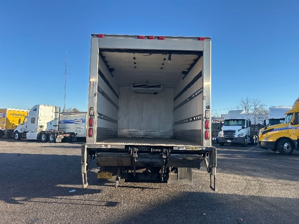 Refrigerated Truck-Light and Medium Duty Trucks-Isuzu-2020-NQR-West Babylon-NY-112,858\n\t\tmiles-$ 47,500 - Image 8