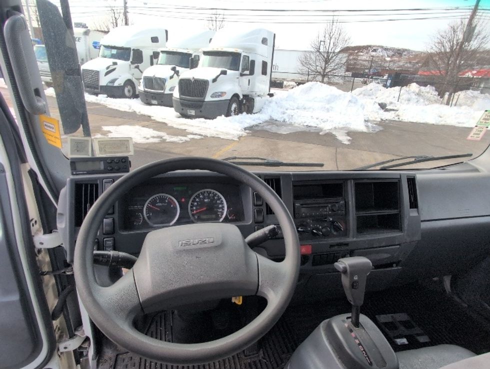 Refrigerated Truck-Light and Medium Duty Trucks-Isuzu-2020-NQR-West Babylon-NY-91,935\n\t\tmiles-$ 52,500 - Image 18