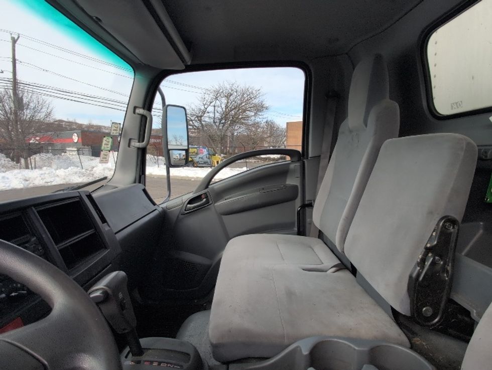 Refrigerated Truck-Light and Medium Duty Trucks-Isuzu-2020-NQR-West Babylon-NY-91,935\n\t\tmiles-$ 52,500 - Image 19