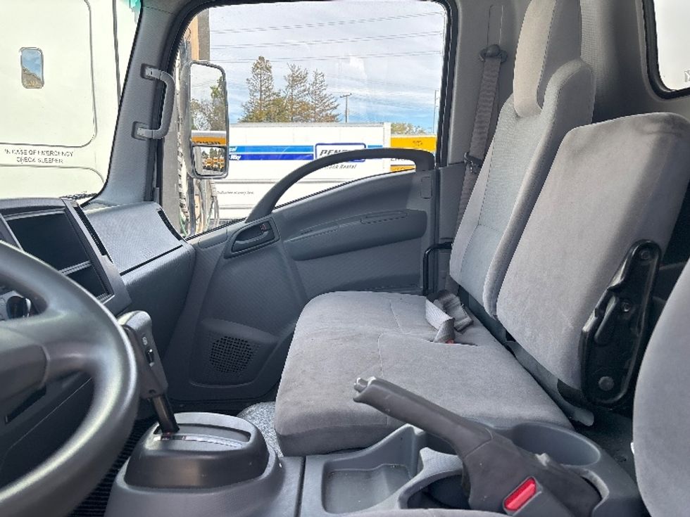 Refrigerated Truck-Light and Medium Duty Trucks-Isuzu-2020-NQR-West Sacramento-CA-203,279\n\t\tmiles-$ 33,750 - Image 18