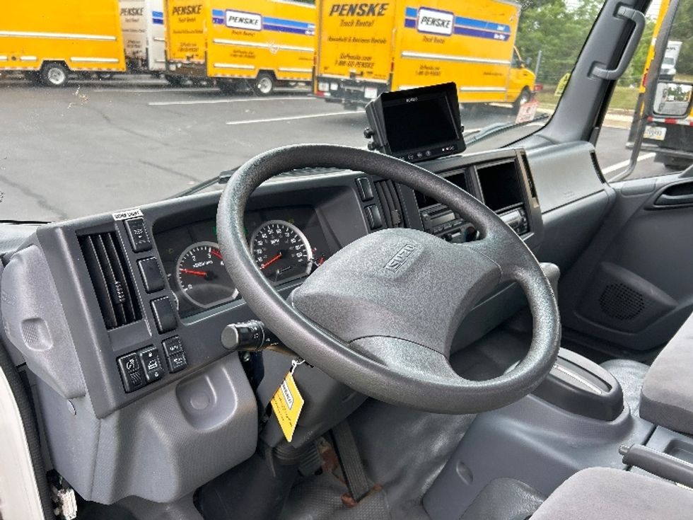 Refrigerated Truck-Light and Medium Duty Trucks-Isuzu-2020-NRR-Alexandria-VA-93,774\n\t\tmiles-$ 53,500 - Image 16