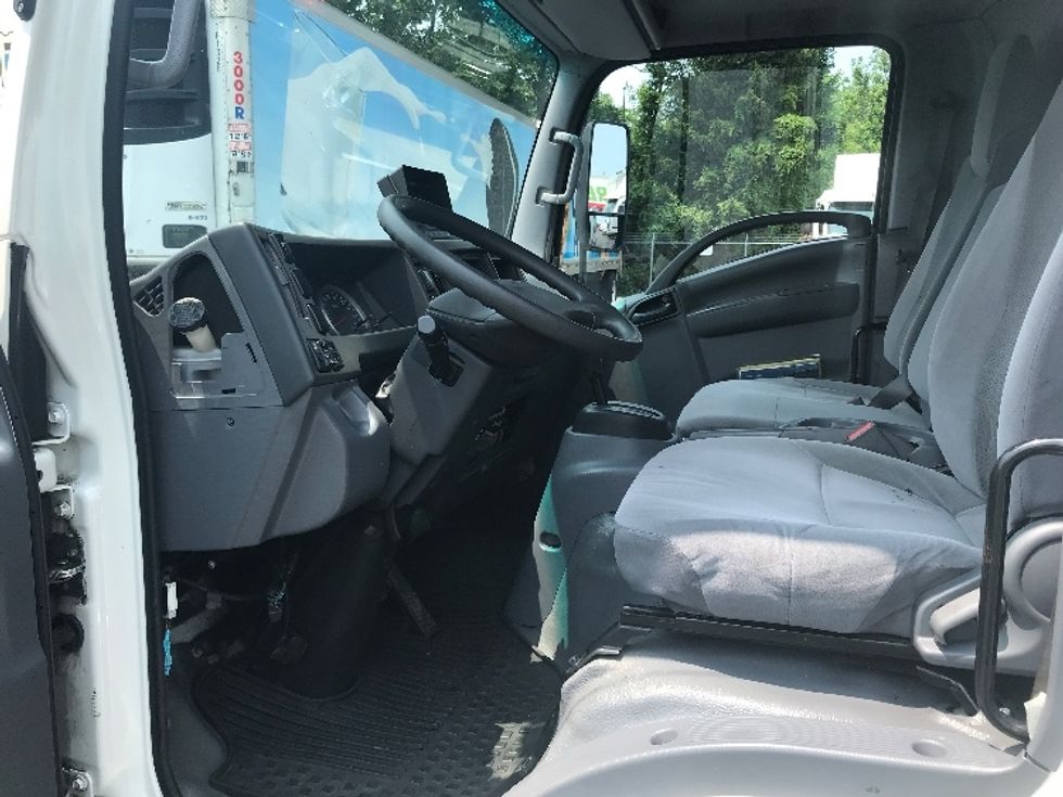 Refrigerated Truck-Light and Medium Duty Trucks-Isuzu-2020-NRR-Bensalem-PA-110,827\n\t\tmiles-$ 51,250 - Image 15