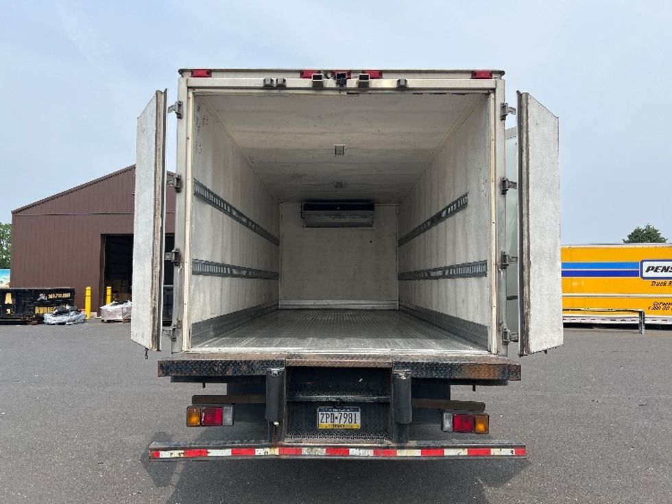 Refrigerated Truck-Light and Medium Duty Trucks-Isuzu-2020-NRR-Bensalem-PA-110,827\n\t\tmiles-$ 51,250 - Image 8