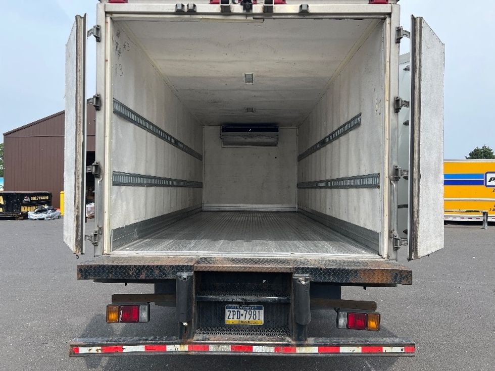 Refrigerated Truck-Light and Medium Duty Trucks-Isuzu-2020-NRR-Bensalem-PA-110,827\n\t\tmiles-$ 51,250 - Image 9