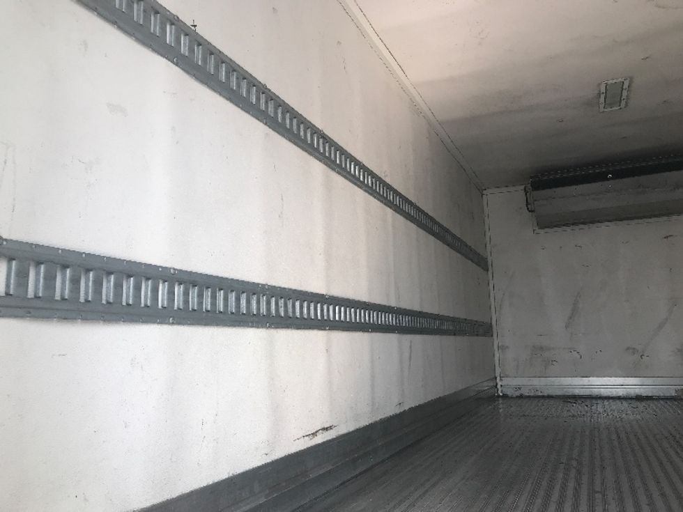 Refrigerated Truck-Light and Medium Duty Trucks-Isuzu-2020-NRR-Bensalem-PA-111,684\n\t\tmiles-$ 51,250 - Image 11