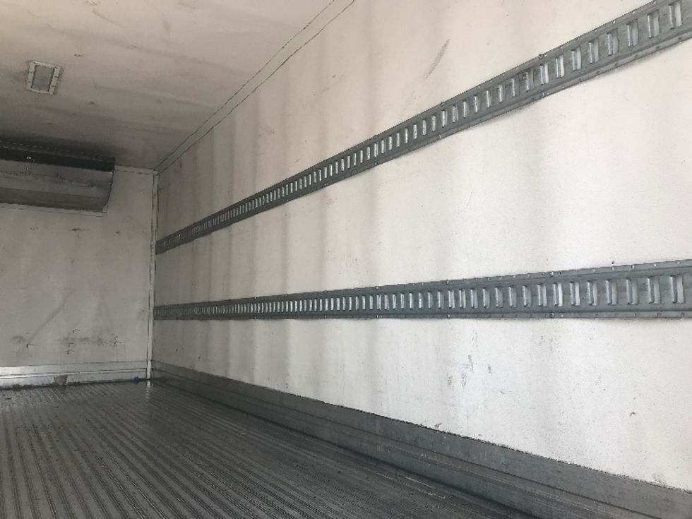Refrigerated Truck-Light and Medium Duty Trucks-Isuzu-2020-NRR-Bensalem-PA-111,684\n\t\tmiles-$ 51,250 - Image 12