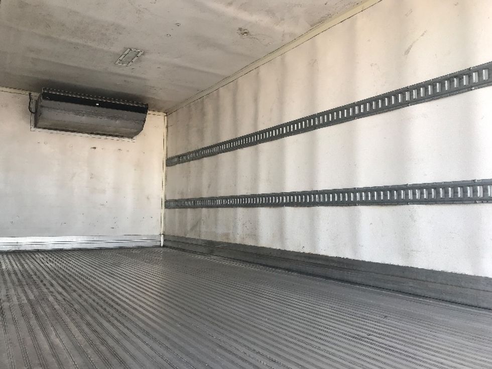 Refrigerated Truck-Light and Medium Duty Trucks-Isuzu-2020-NRR-Bensalem-PA-128,039\n\t\tmiles-$ 47,500 - Image 12