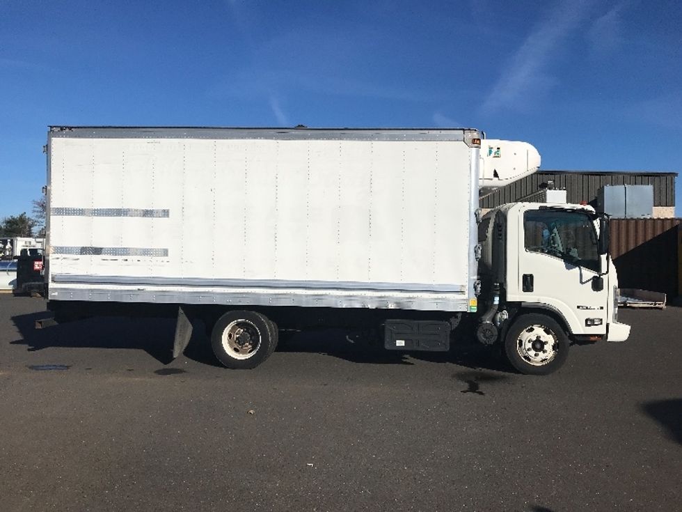 Refrigerated Truck-Light and Medium Duty Trucks-Isuzu-2020-NRR-Bensalem-PA-128,039\n\t\tmiles-$ 47,500 - Image 15