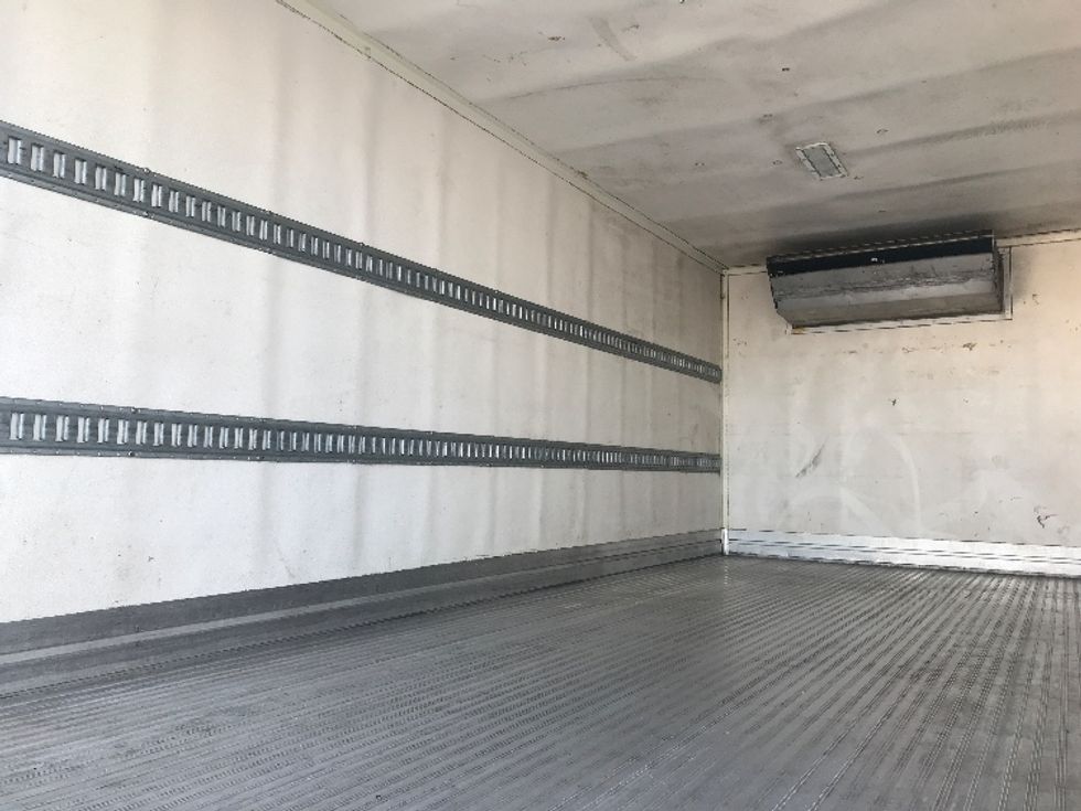 Refrigerated Truck-Light and Medium Duty Trucks-Isuzu-2020-NRR-Bensalem-PA-147,647\n\t\tmiles-$ 43,500 - Image 10