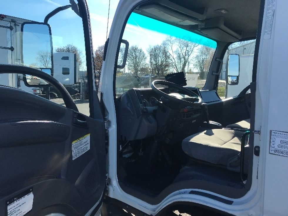 Refrigerated Truck-Light and Medium Duty Trucks-Isuzu-2020-NRR-Bensalem-PA-147,647\n\t\tmiles-$ 43,500 - Image 15
