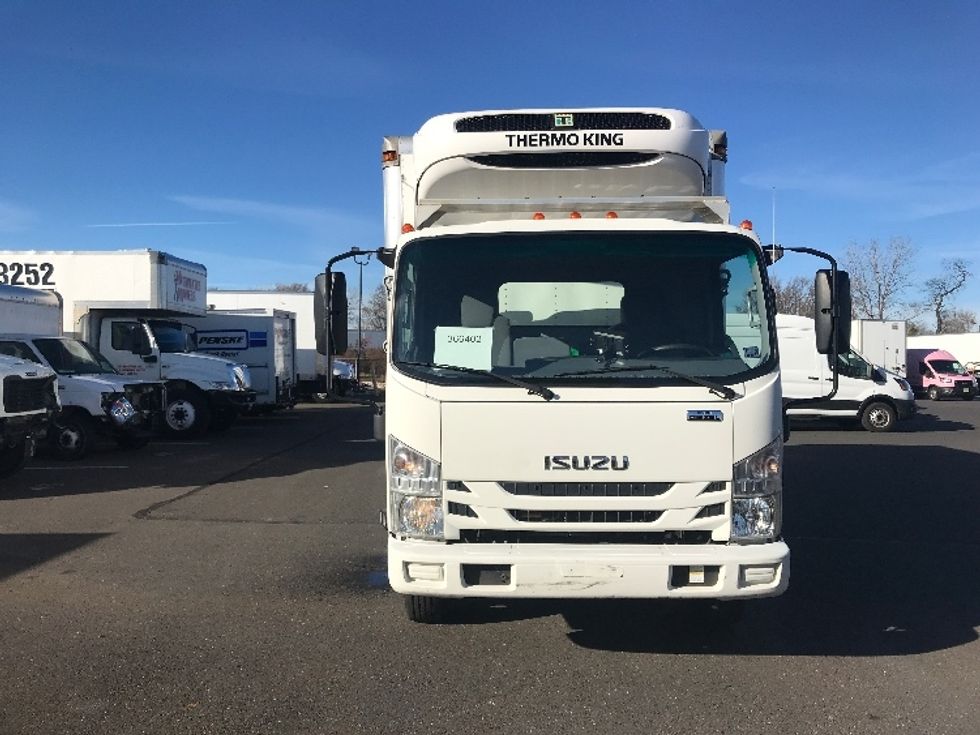 Refrigerated Truck-Light and Medium Duty Trucks-Isuzu-2020-NRR-Bensalem-PA-147,647\n\t\tmiles-$ 43,500 - Image 2