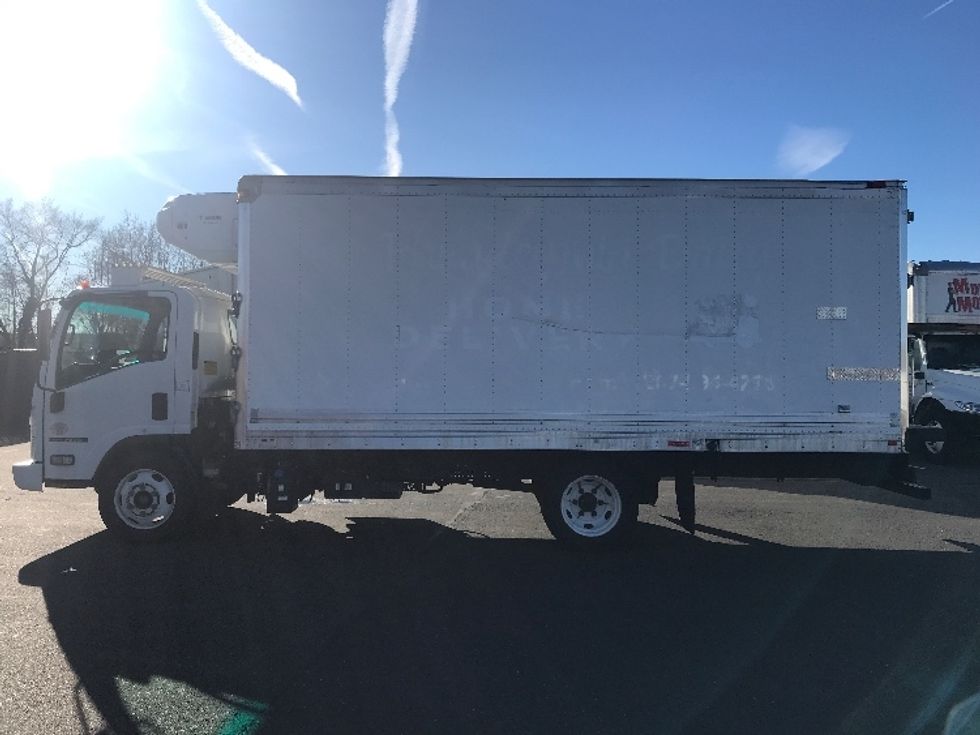 Refrigerated Truck-Light and Medium Duty Trucks-Isuzu-2020-NRR-Bensalem-PA-147,647\n\t\tmiles-$ 43,500 - Image 4