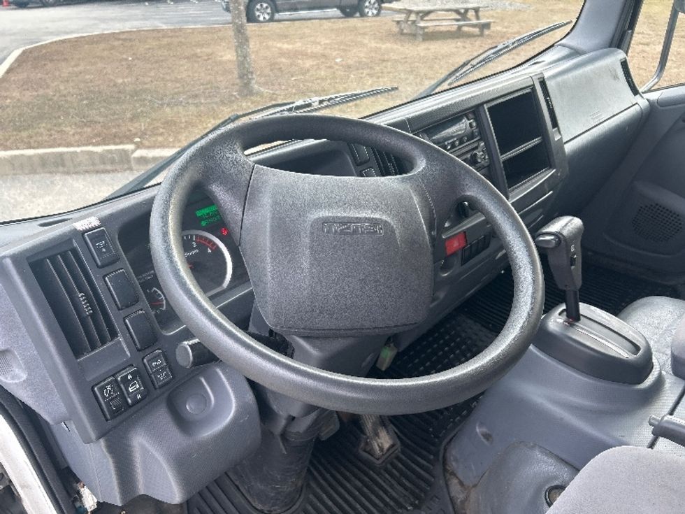 Refrigerated Truck-Light and Medium Duty Trucks-Isuzu-2020-NRR-Braintree-MA-251,691\n\t\tmiles-$ 22,750 - Image 17