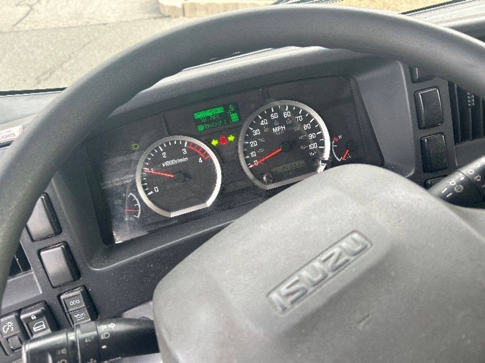 Refrigerated Truck-Light and Medium Duty Trucks-Isuzu-2020-NRR-Braintree-MA-251,691\n\t\tmiles-$ 22,750 - Image 18