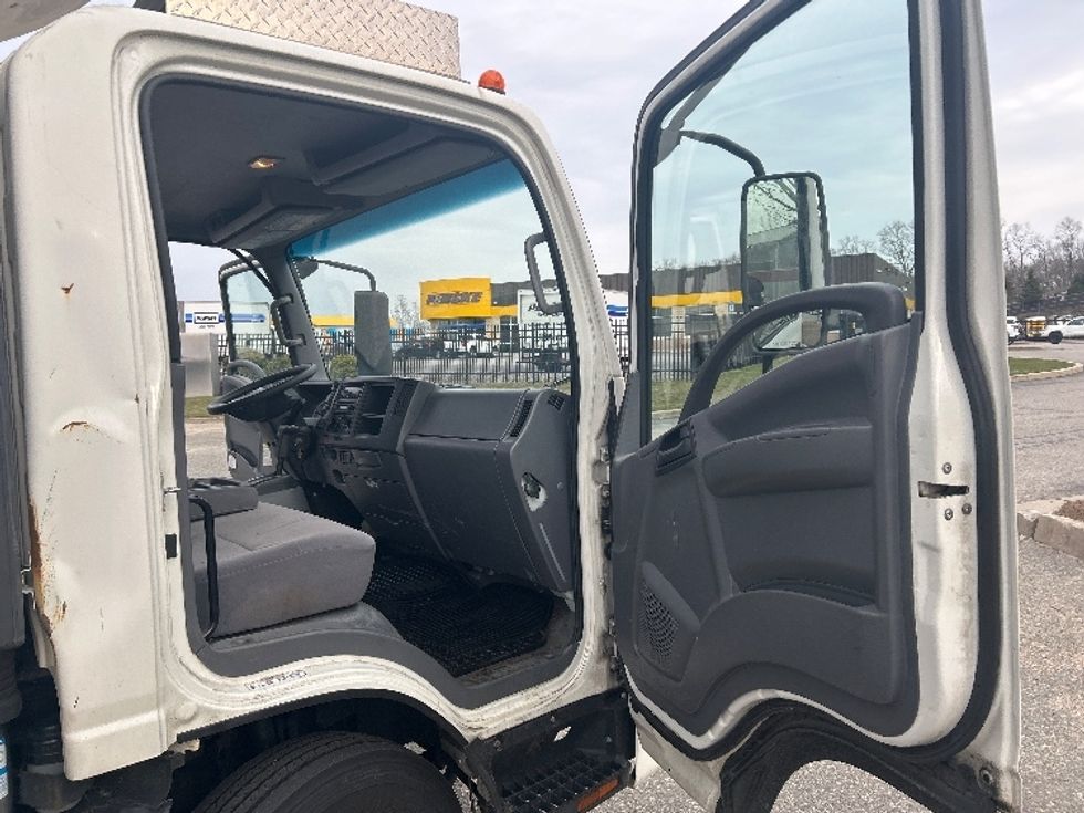 Refrigerated Truck-Light and Medium Duty Trucks-Isuzu-2020-NRR-Braintree-MA-251,691\n\t\tmiles-$ 22,750 - Image 20