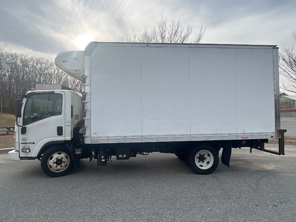 Refrigerated Truck-Light and Medium Duty Trucks-Isuzu-2020-NRR-Braintree-MA-251,691\n\t\tmiles-$ 22,750 - Image 4