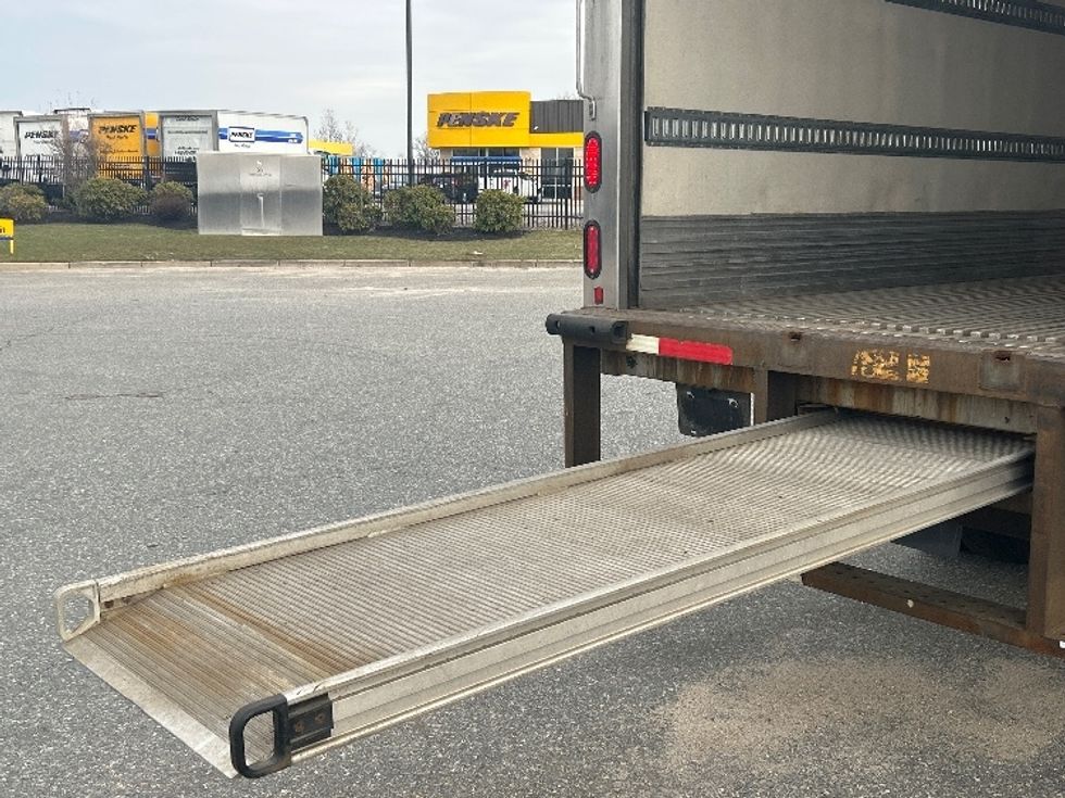 Refrigerated Truck-Light and Medium Duty Trucks-Isuzu-2020-NRR-Braintree-MA-251,691\n\t\tmiles-$ 22,750 - Image 9