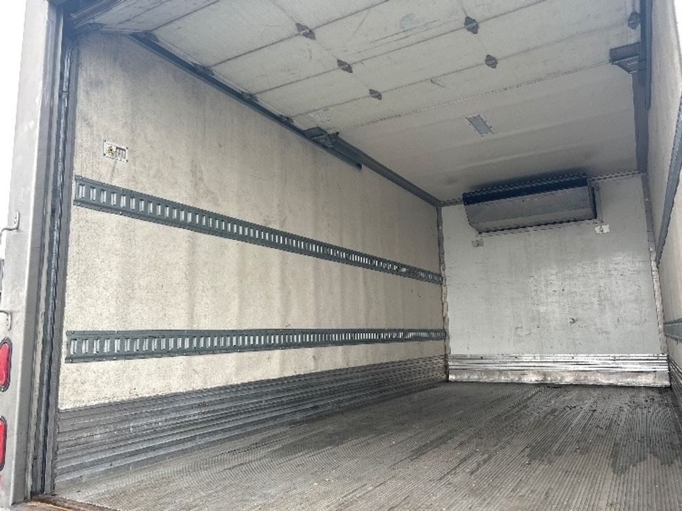 Refrigerated Truck-Light and Medium Duty Trucks-Isuzu-2020-NRR-Ceres-CA-134,103\n\t\tmiles-$ 52,250 - Image 11