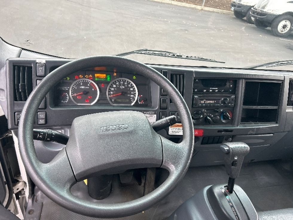 Refrigerated Truck-Light and Medium Duty Trucks-Isuzu-2020-NRR-Ceres-CA-134,103\n\t\tmiles-$ 52,250 - Image 15