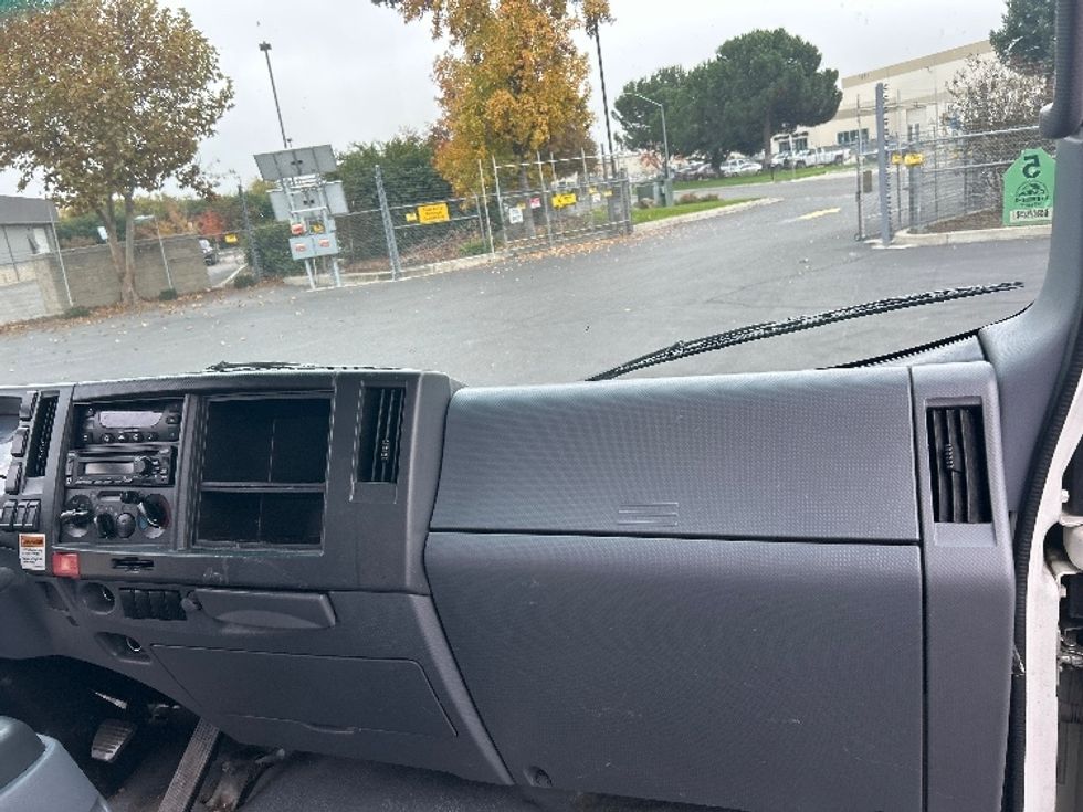 Refrigerated Truck-Light and Medium Duty Trucks-Isuzu-2020-NRR-Ceres-CA-134,103\n\t\tmiles-$ 52,250 - Image 21