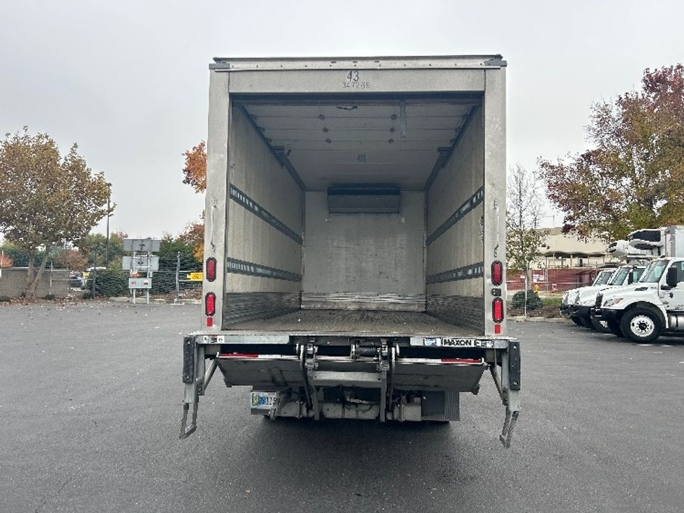 Refrigerated Truck-Light and Medium Duty Trucks-Isuzu-2020-NRR-Ceres-CA-134,103\n\t\tmiles-$ 52,250 - Image 8